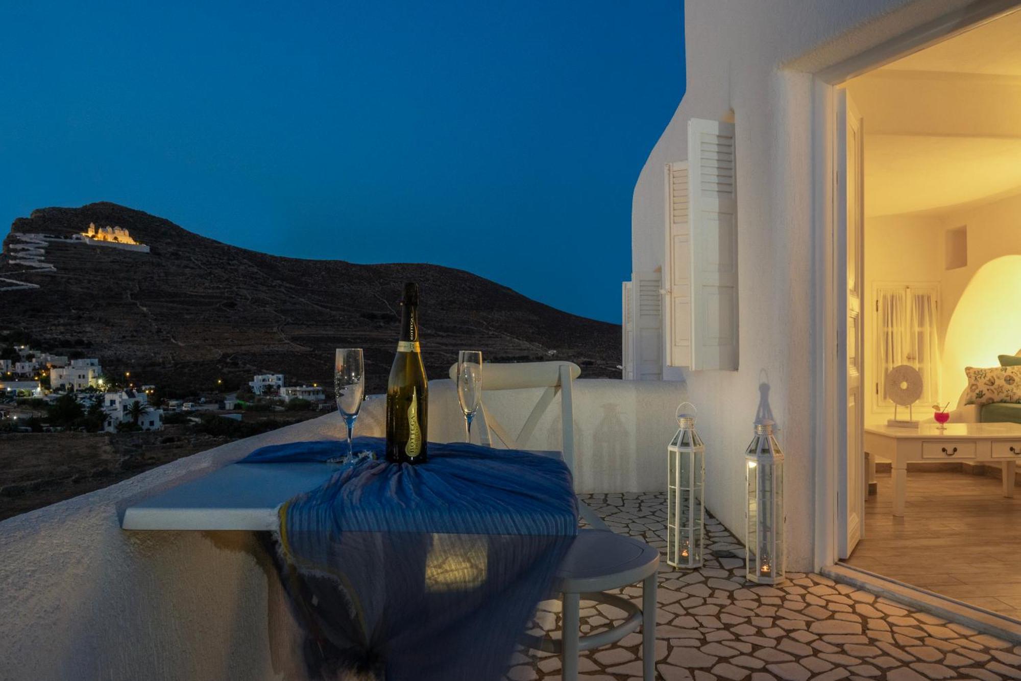 Folégandros Aspalathras White Hotel מראה חיצוני תמונה