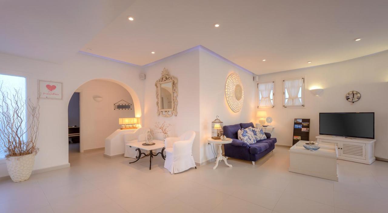 Folégandros Aspalathras White Hotel מראה חיצוני תמונה
