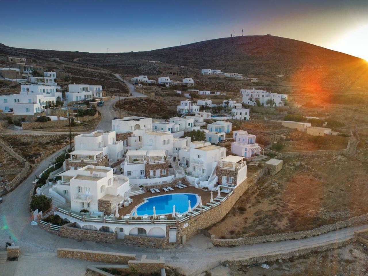 Folégandros Aspalathras White Hotel מראה חיצוני תמונה